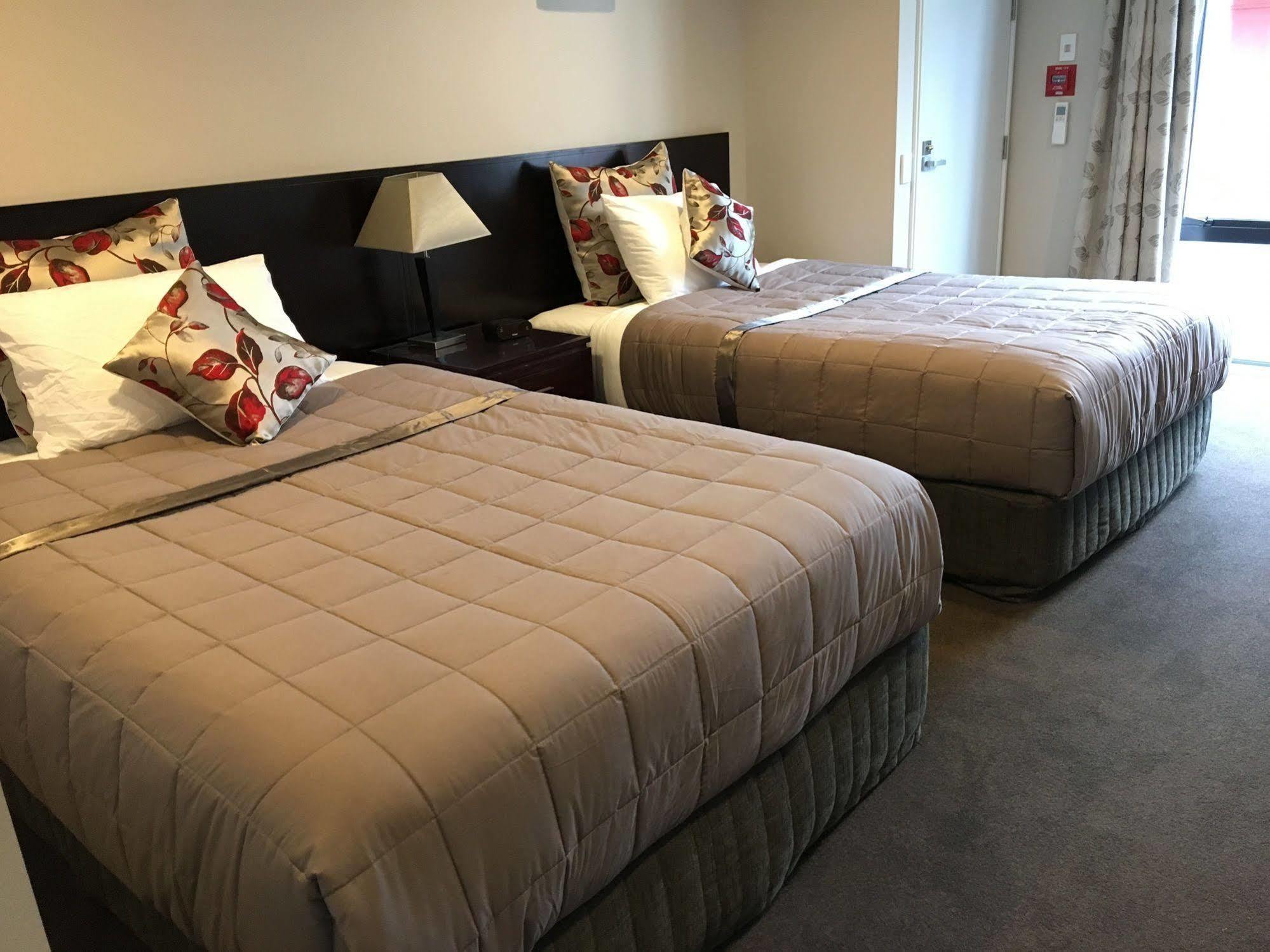 Achilles Motel Christchurch Extérieur photo