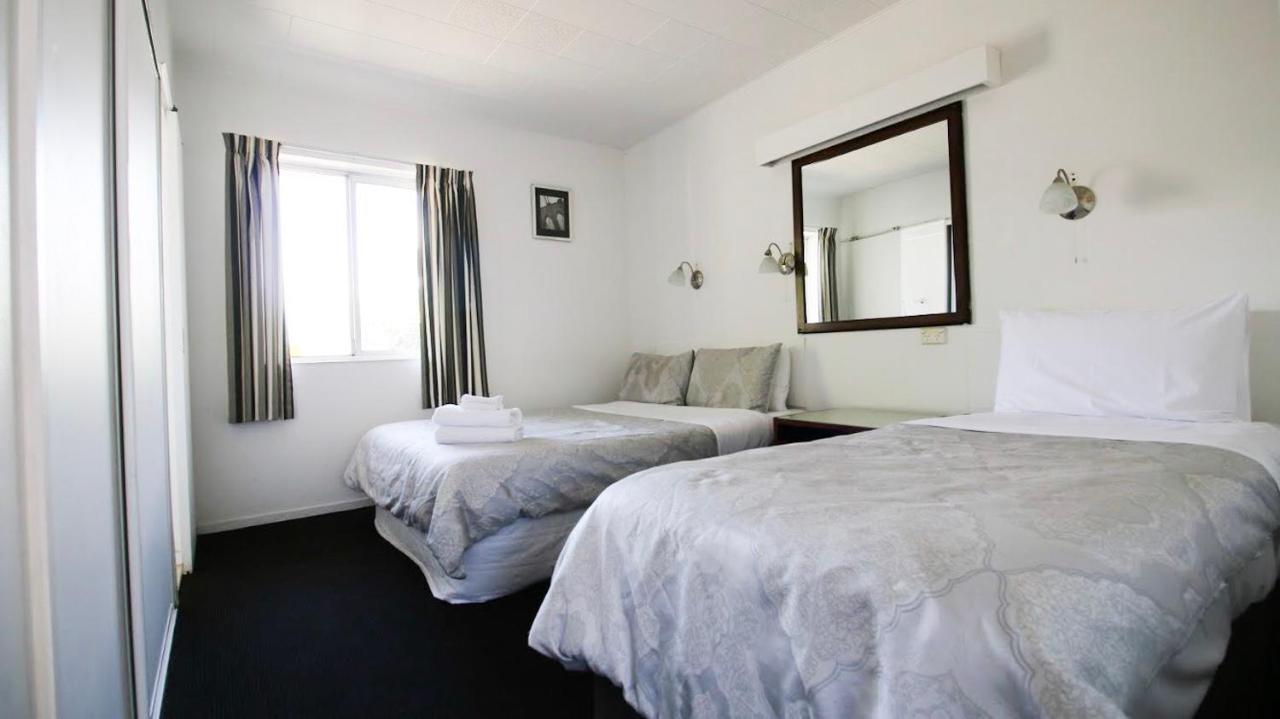 Achilles Motel Christchurch Extérieur photo