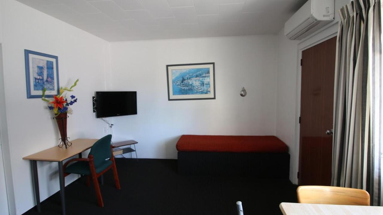 Achilles Motel Christchurch Extérieur photo